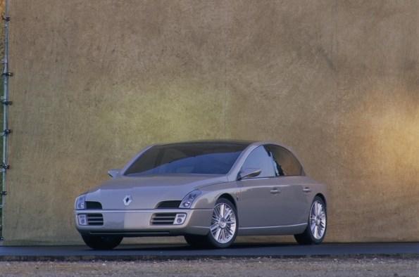 renault initiale 7 locuri