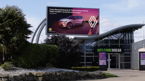 Renault Scenic E-Tech 100% electric gives Tesla drivers a cheeky digital heads-up on its Model Y-beating range and price