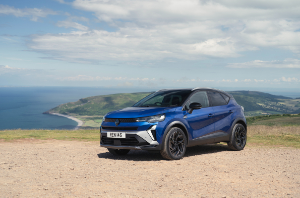 RENAULT CLIO AND CAPTUR CLAIM DOUBLE VICTORY AT THE AUTO EXPRESS USED CAR AWARDS 2026