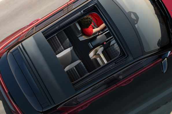 Renault 4 E-Tech electric ‘Plein Sud’ with canvas roof now available to order from £27,445 OTR