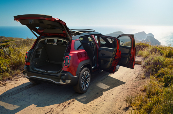 Renault 4 E-Tech electric ‘Plein Sud’ with canvas roof now available to order from £27,445 OTR