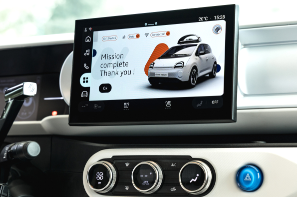 cleveR Insights: a mobile platform to collect and analyse urban data in real time