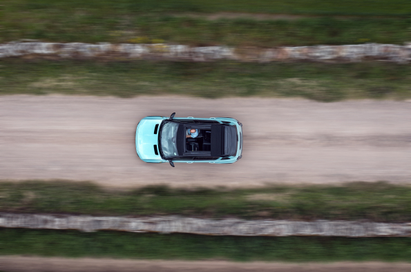 Renault 4 E-Tech electric ‘Plein Sud’ completes solar-powered Land’s End to John O’Groats Drive