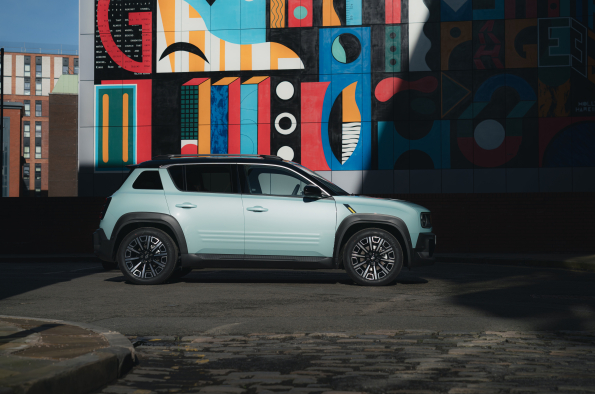 Renault EV owners prove electric car adoption is now driven by desire, not duty, as design and cost benefits capture buyers‘ heads and hearts