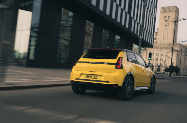 Renault EV owners prove electric car adoption is now driven by desire, not duty, as design and cost benefits capture buyers‘ heads and hearts