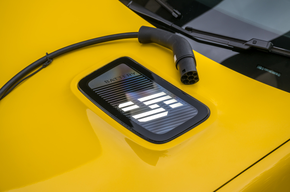 Renault EV owners prove electric car adoption is now driven by desire, not duty, as design and cost benefits capture buyers‘ heads and hearts