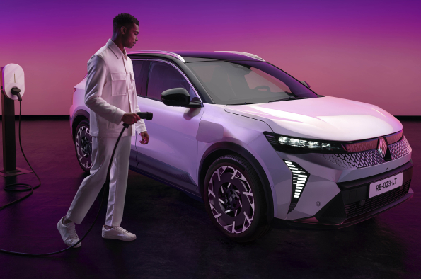 Renault Scenic E-Tech electric 2026