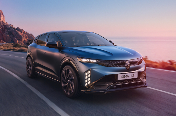 NEW RENAULT MEGANE E-TECH ELECTRIC PRICED FROM £28,245 OTR AFTER QUALIFYING FOR MAXIMUM ELECTRIC CAR GRANT