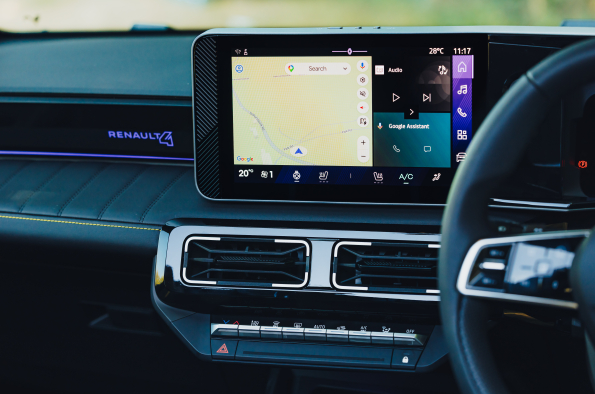 What Car? names Renault‘s openR link infotainment system as the best on the market
