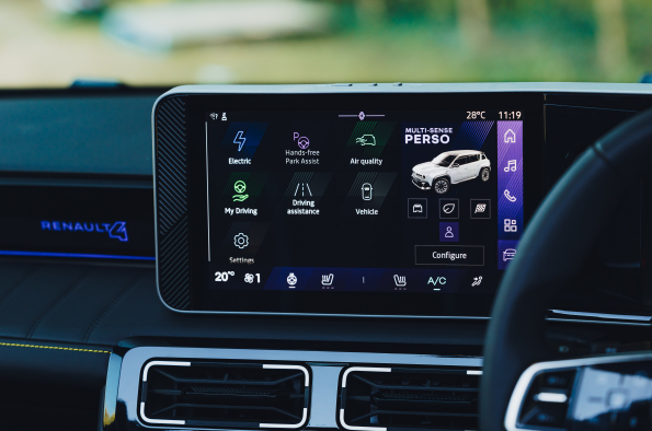 What Car? names Renault‘s openR link infotainment system as the best on the market