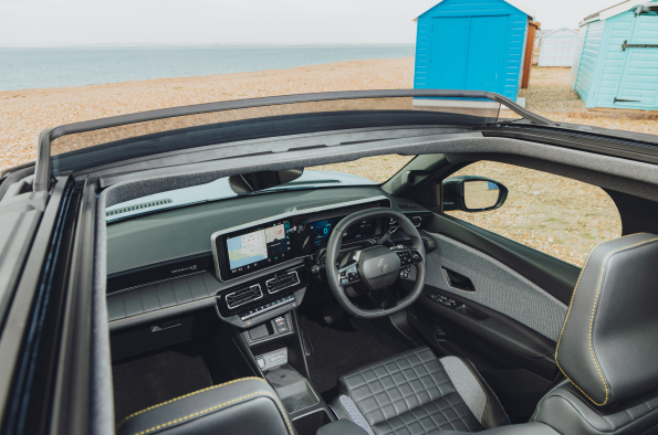 What Car? names Renault‘s openR link infotainment system as the best on the market
